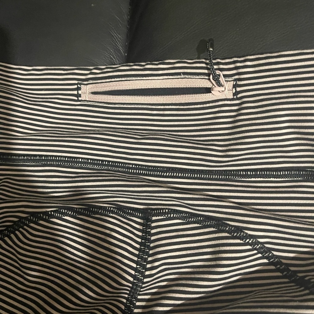 Lululemon size 4  Striped Black and White crops